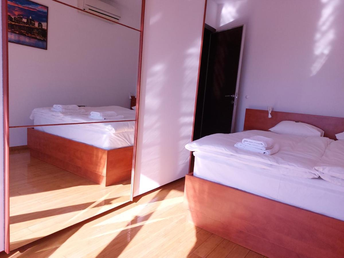 Starry Night - Smart Tv, Extra Big Bed, Big Bathtub, Private Parking, Sea View, Wifi, 2Bedrooms Volosko Exterior foto